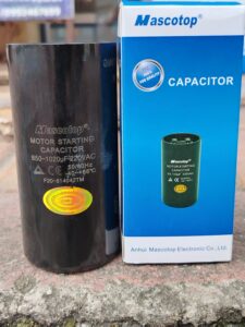 CAPACITOR/CONDENSADOR NEGRO DE ARRANQUE 220VAC 850-1020uF 4 TERMINALES 0754-20